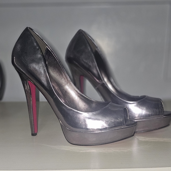 Metallic Heels - Picture 7 of 7